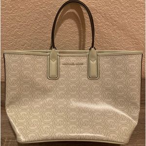Michael Kors small tote purse